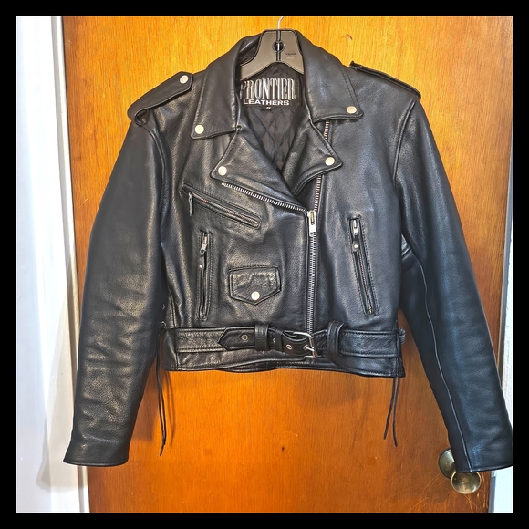 🛵 Vtg. 'The Perfect' Black Leather Biker Motorcycle Jacket - Picture 9 of 10
